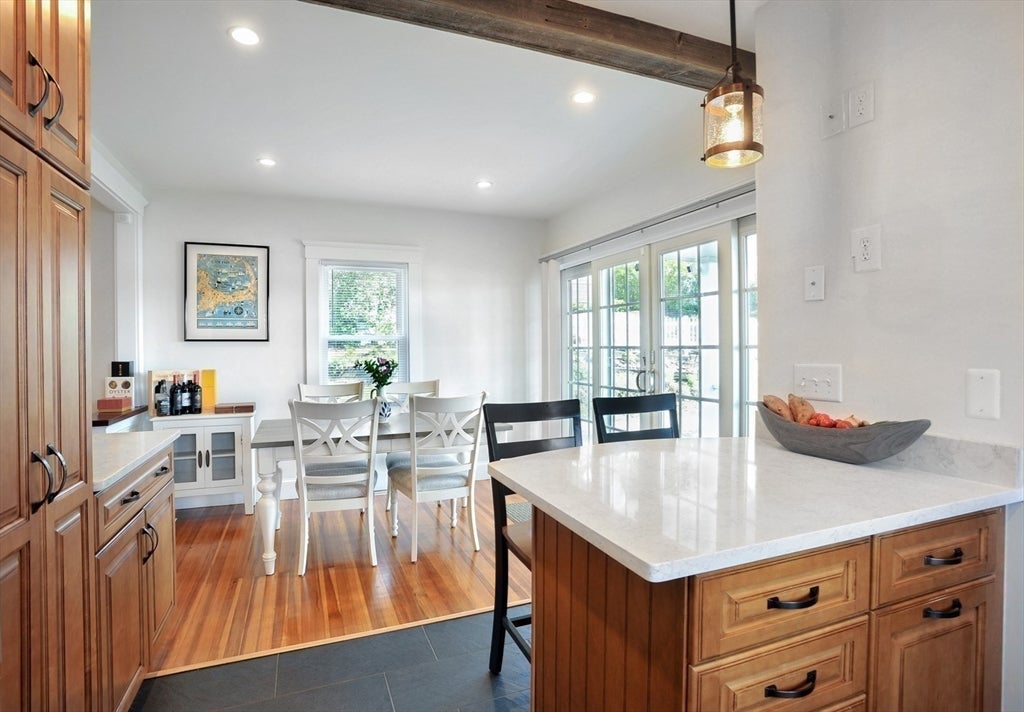 62 Rosemont Rd, Weymouth, MA Photo #8