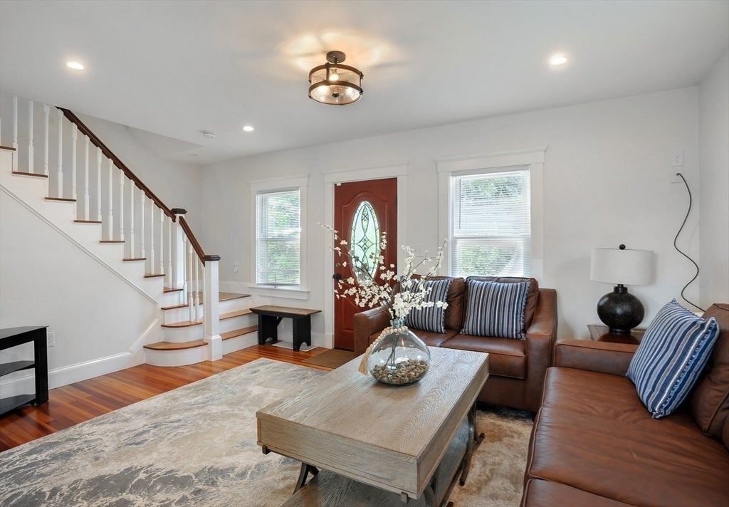 62 Rosemont Rd, Weymouth, MA Photo #3
