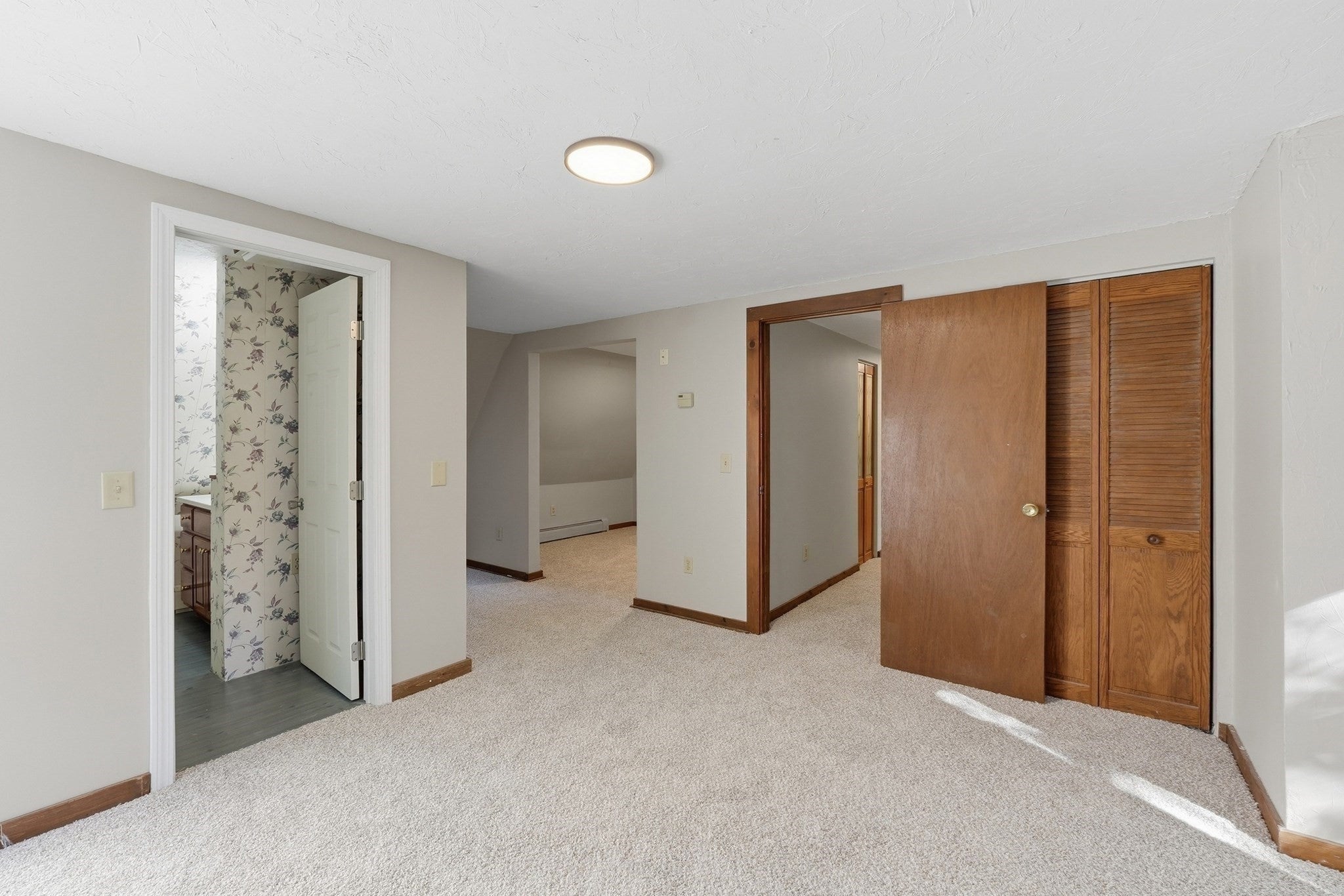 221 Pierce Rd, West Brookfield, MA Photo #20