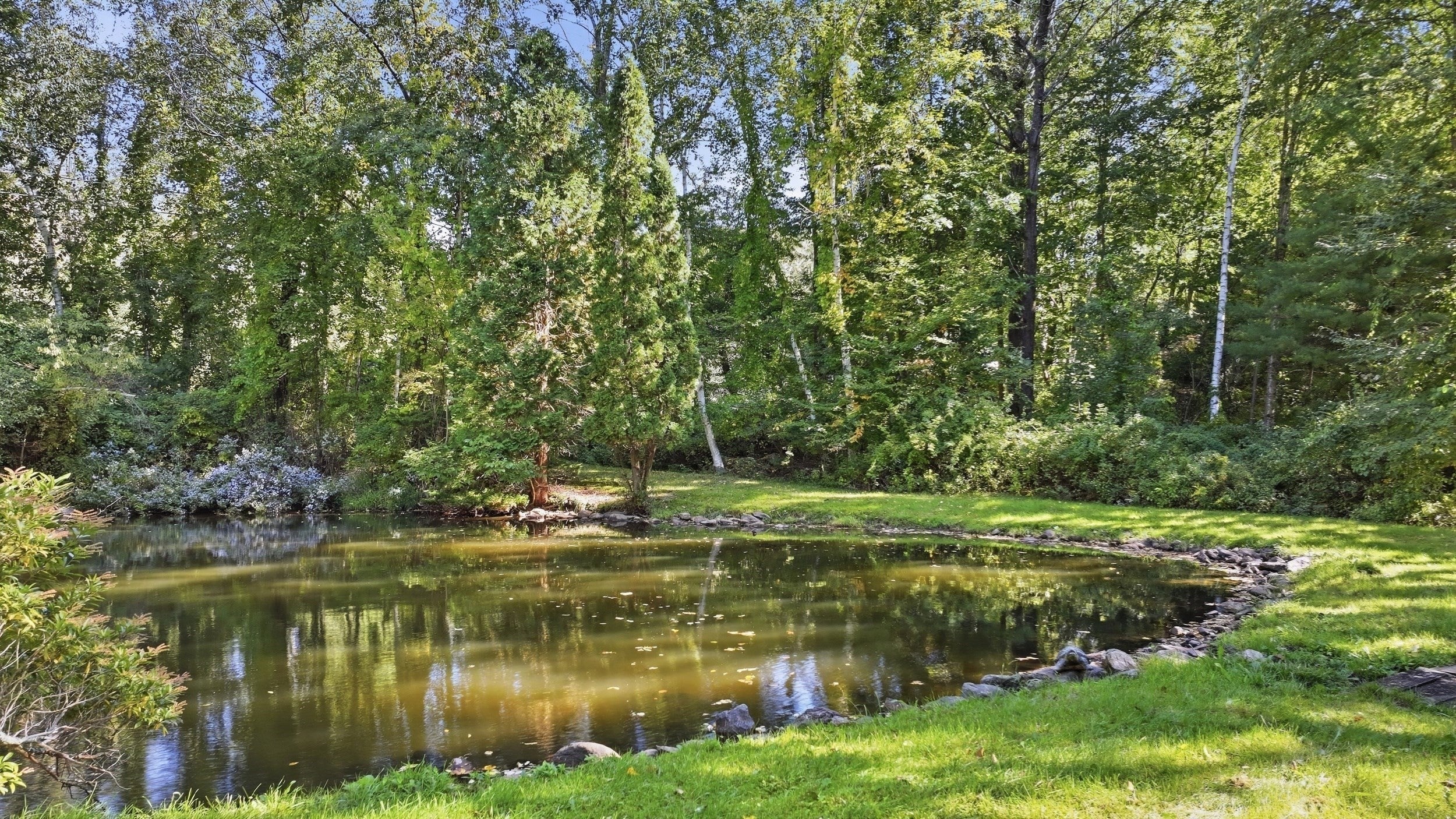 221 Pierce Rd, West Brookfield, MA Photo #2