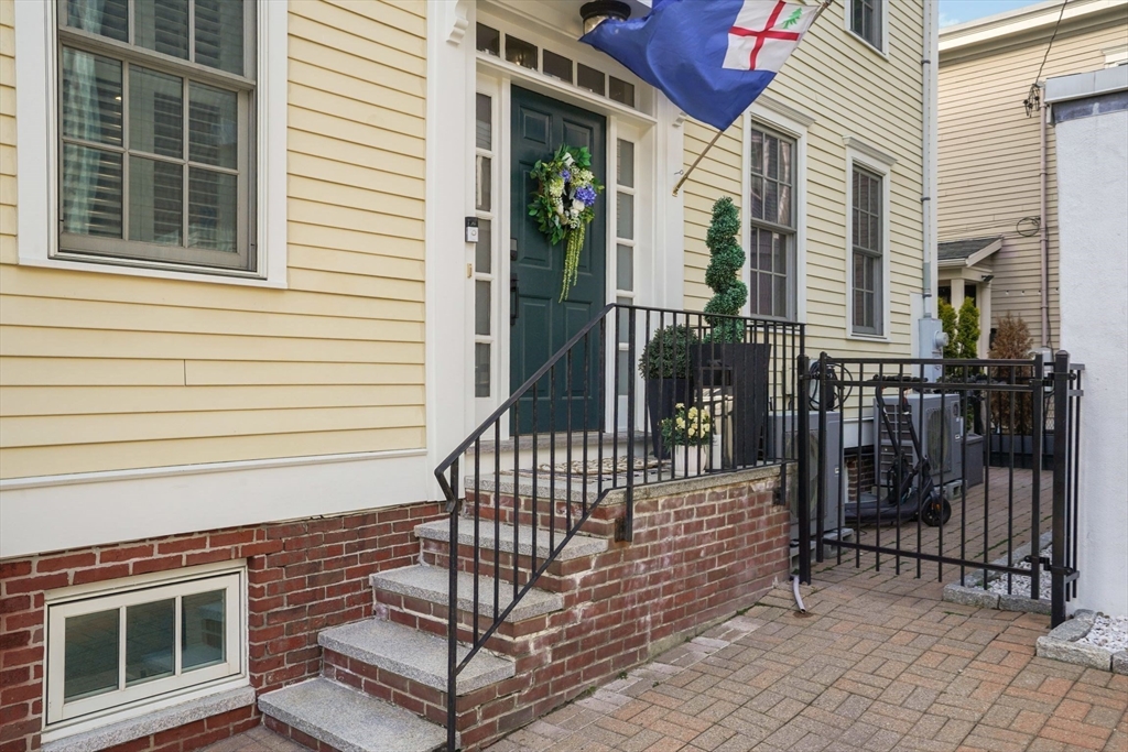 127 High St, Boston, MA Photo #1