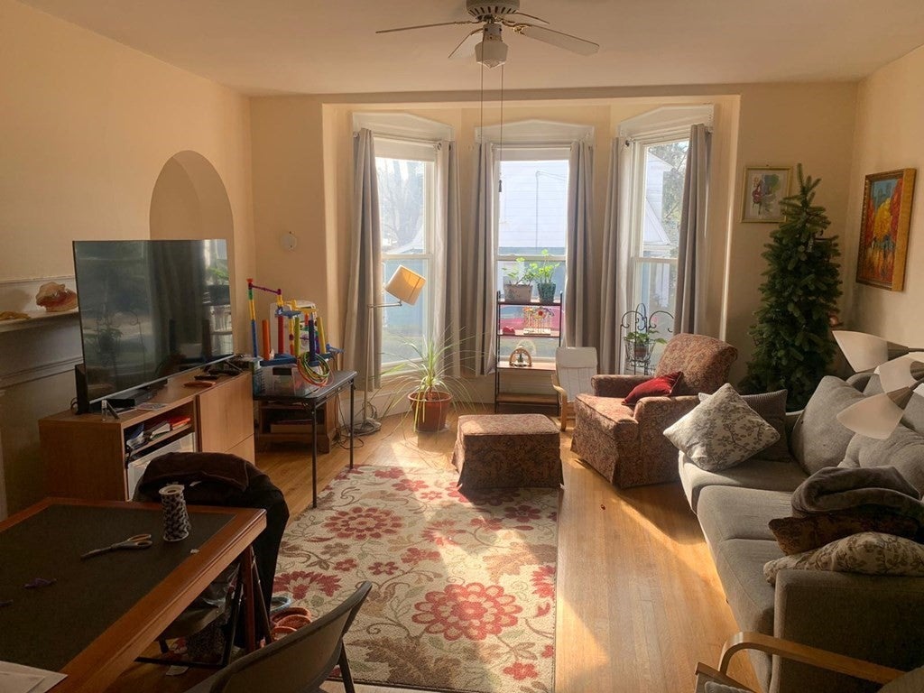 84 Walker St #1, Newton, MA Photo #1