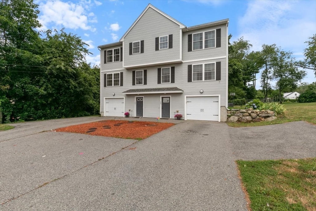 305 Lowell Ave 305