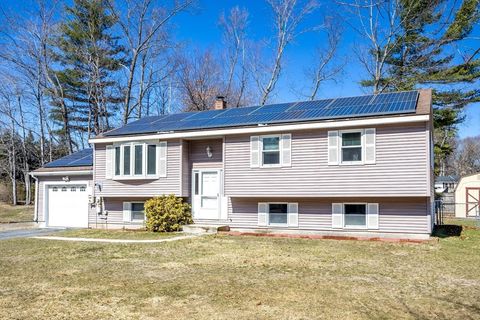 Photo of 65 Gordon Street, Leominster, MA 01453 (MLS # 73493148)