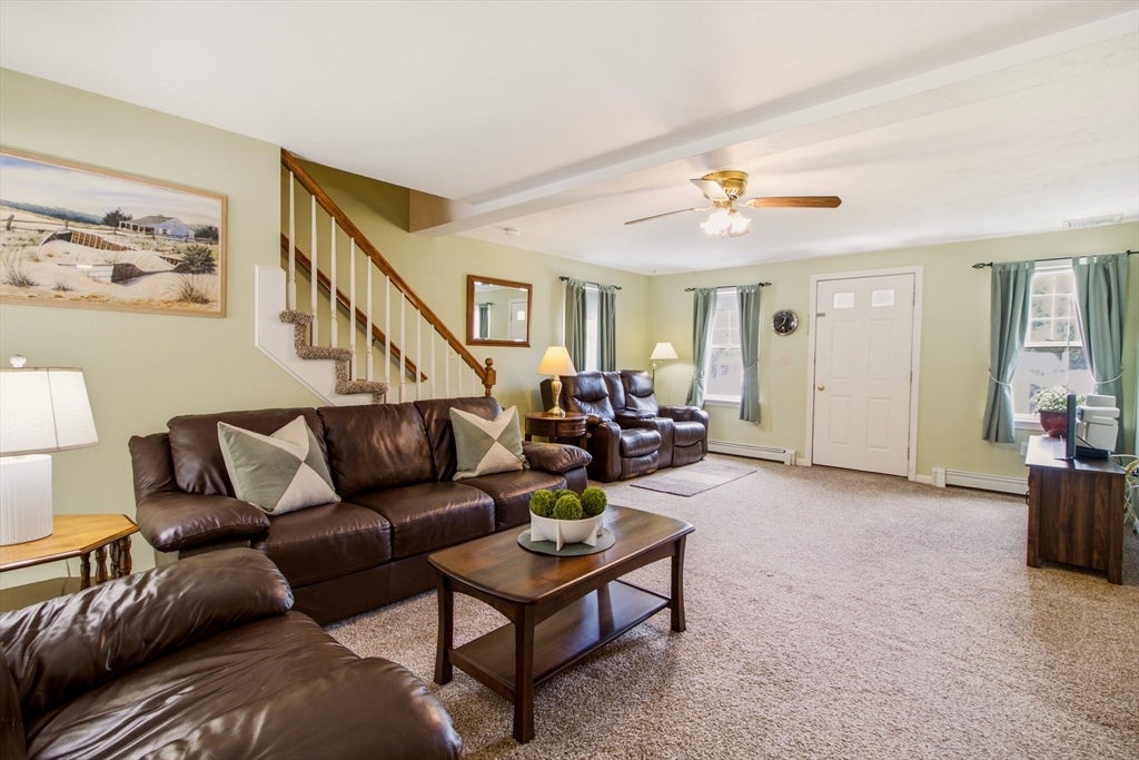 6 Gratto Rd