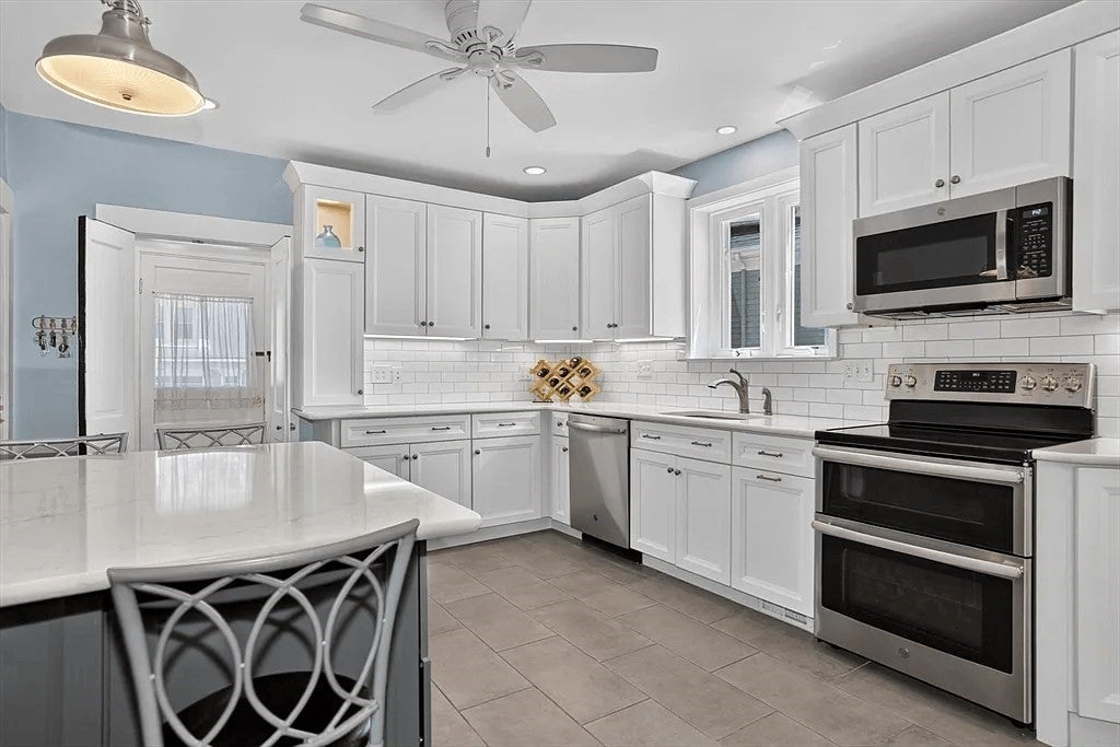 73 Commonwealth Ave #1, Marlborough, MA, 73 Commonwealth Ave #1, Marlborough, MA Photo #1