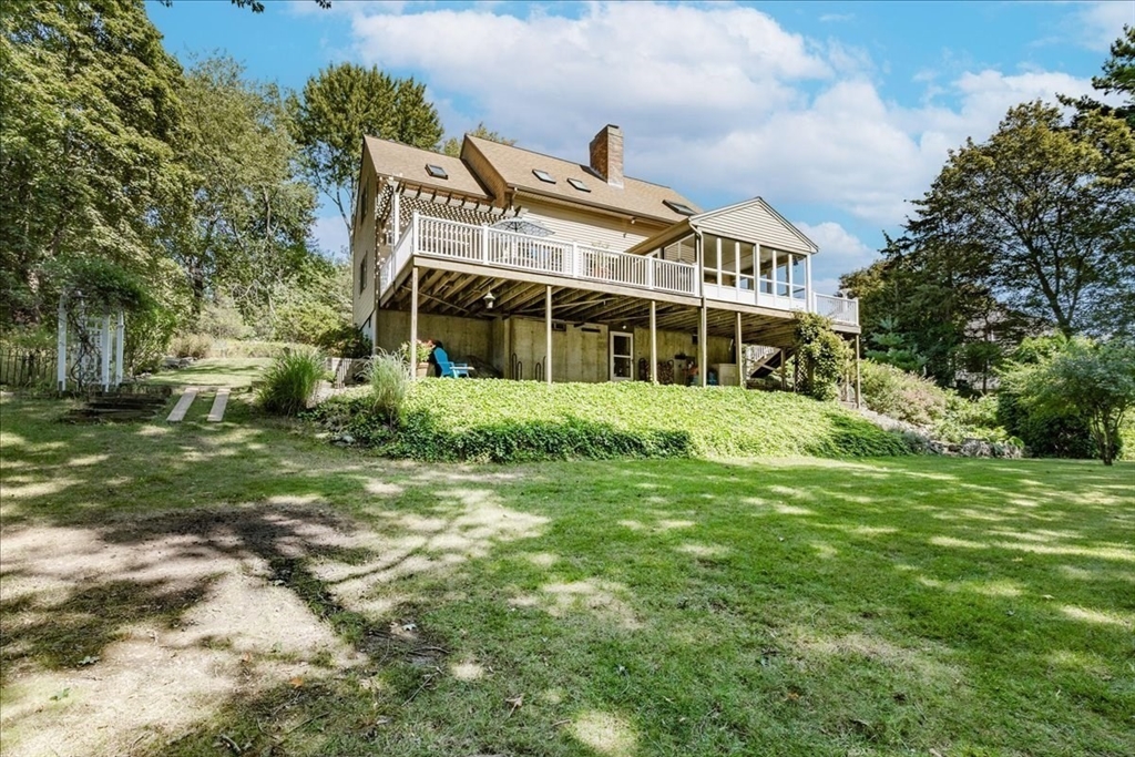11 Elizabeth Avenue