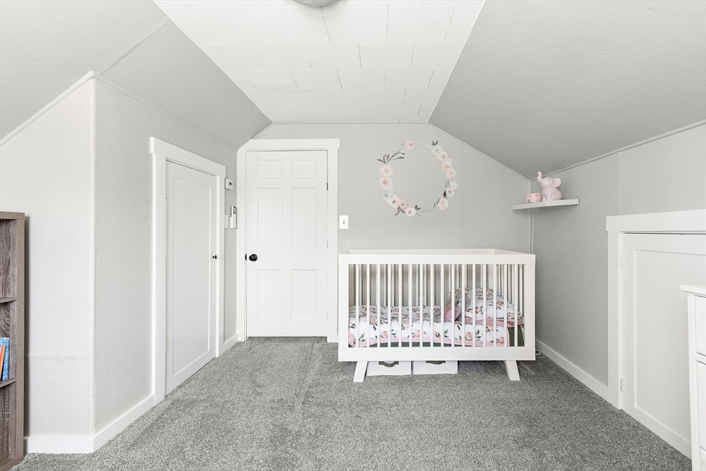 Natick, Massachusetts 01760, United States, 3 Bedrooms Bedrooms, ,2 BathroomsBathrooms,Residential,Pending,100249