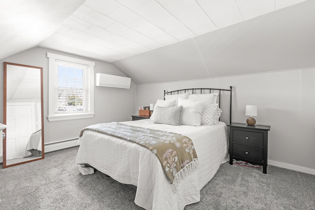 Natick, Massachusetts 01760, United States, 3 Bedrooms Bedrooms, ,2 BathroomsBathrooms,Residential,Pending,100249