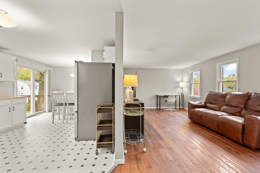 23 Hillcrest Rd