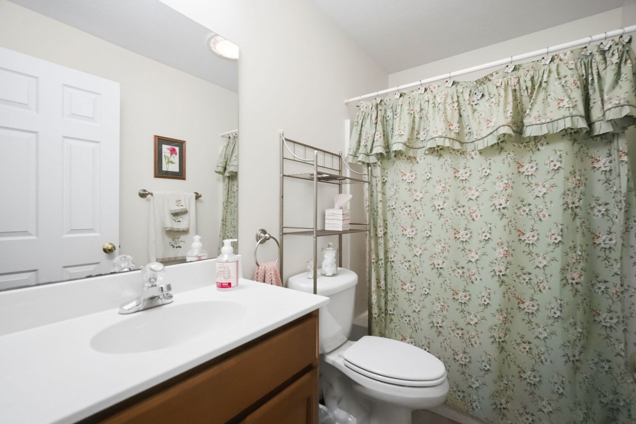 26 Mayer DR, Holyoke, MA Photo #27