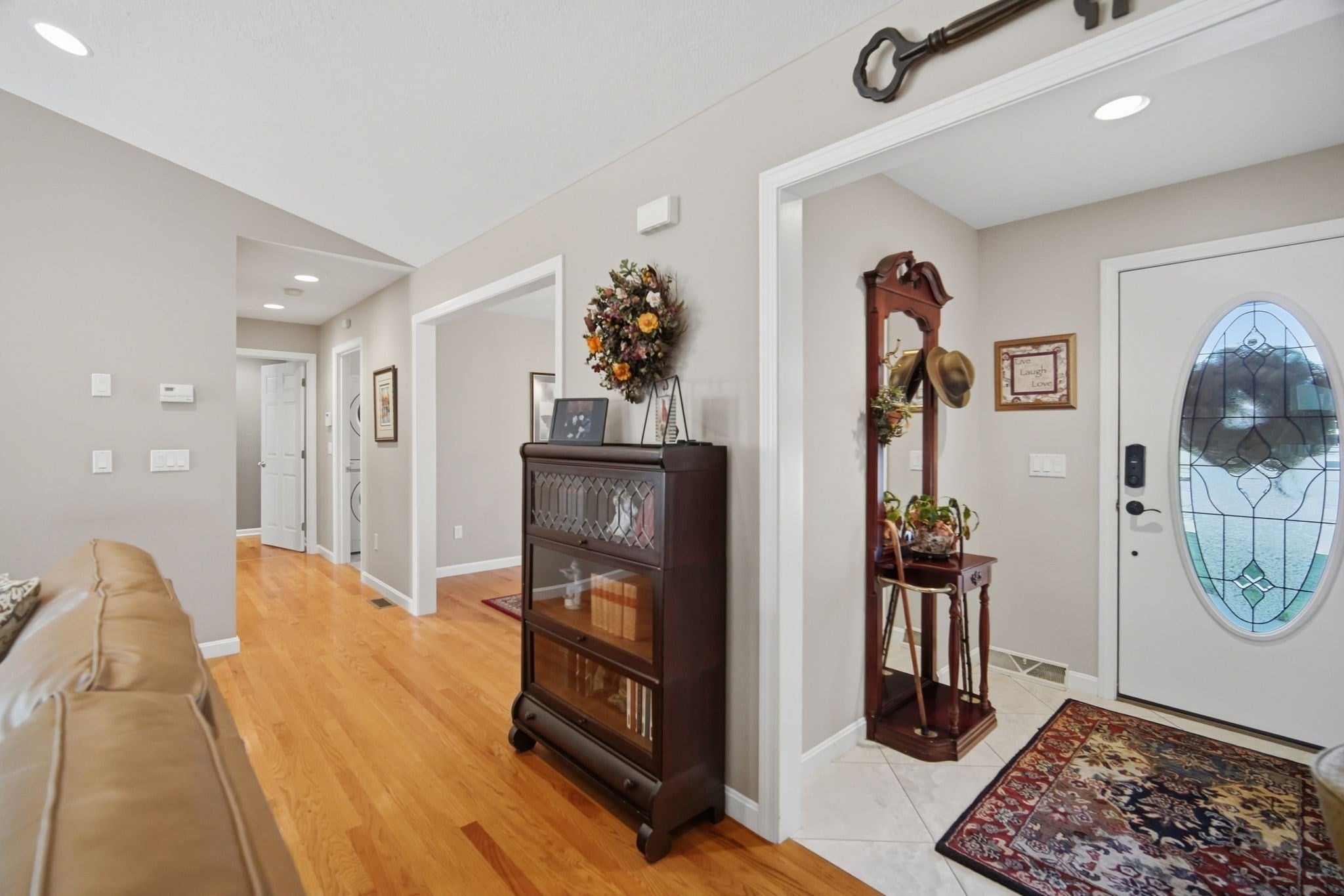 26 Mayer DR, Holyoke, MA Photo #11
