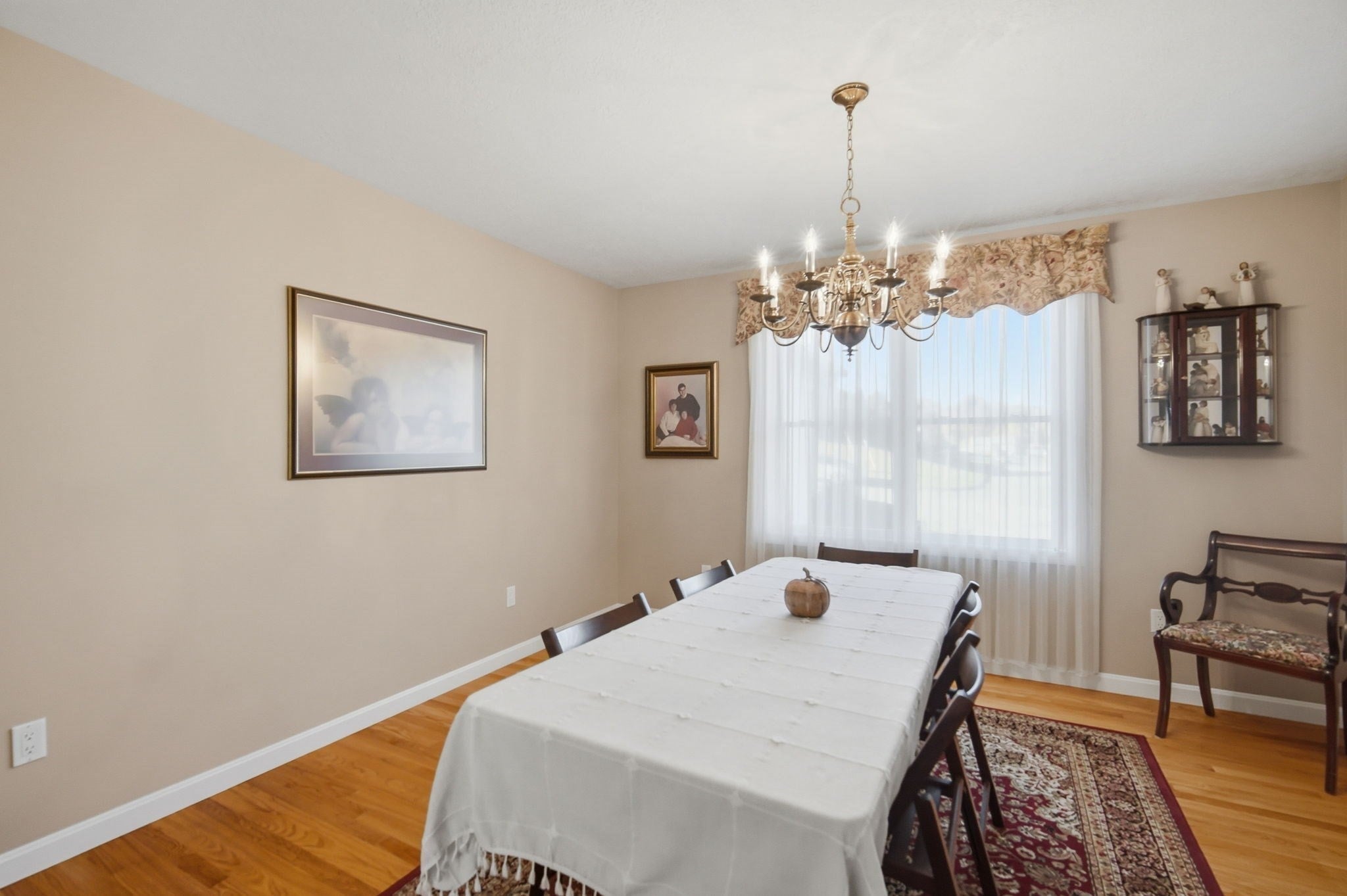 26 Mayer DR, Holyoke, MA Photo #9