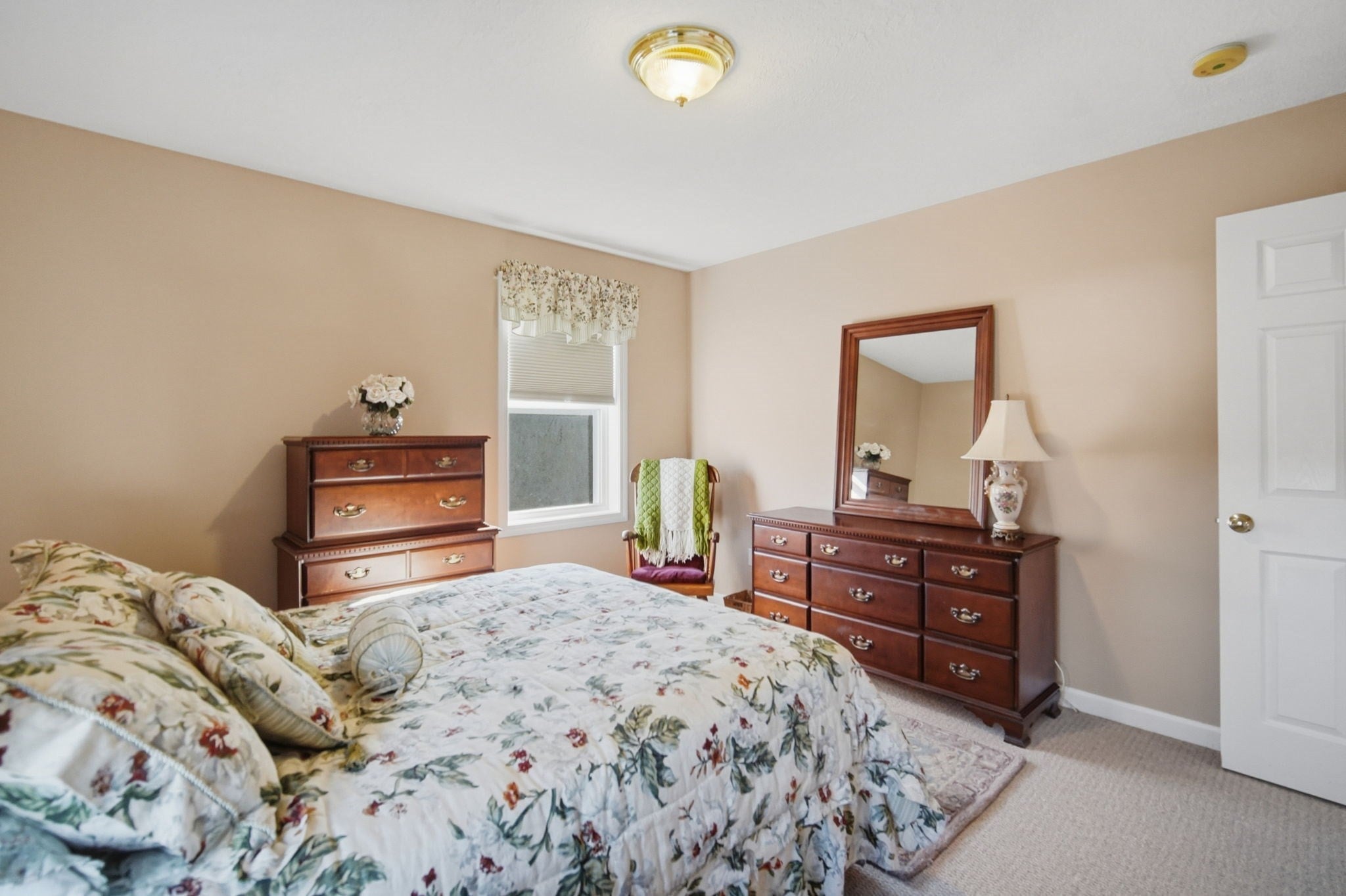 26 Mayer DR, Holyoke, MA Photo #23
