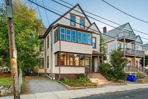 15 17 Cushman St Boston MA 02135