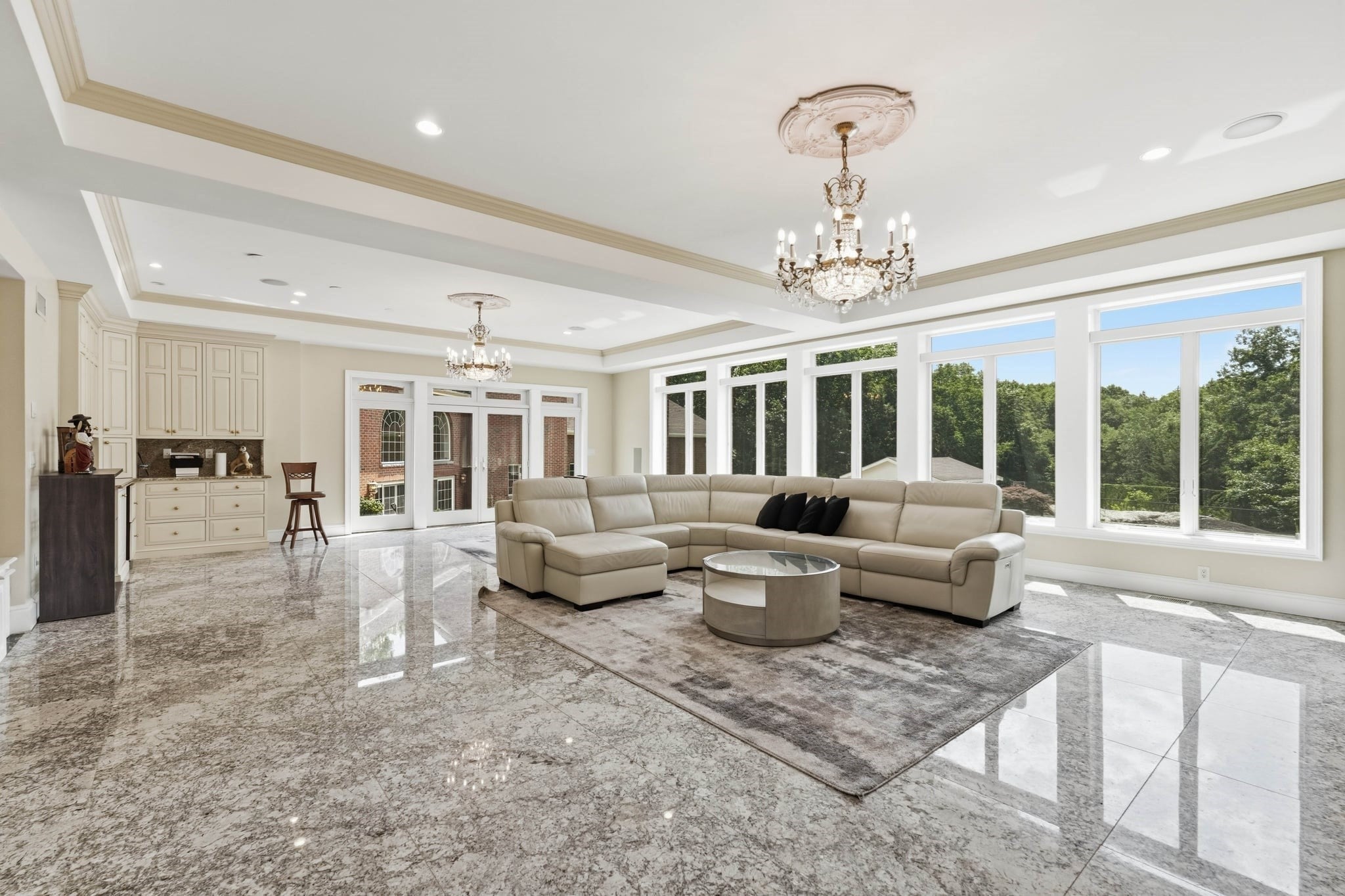 90 Mountwood Rd