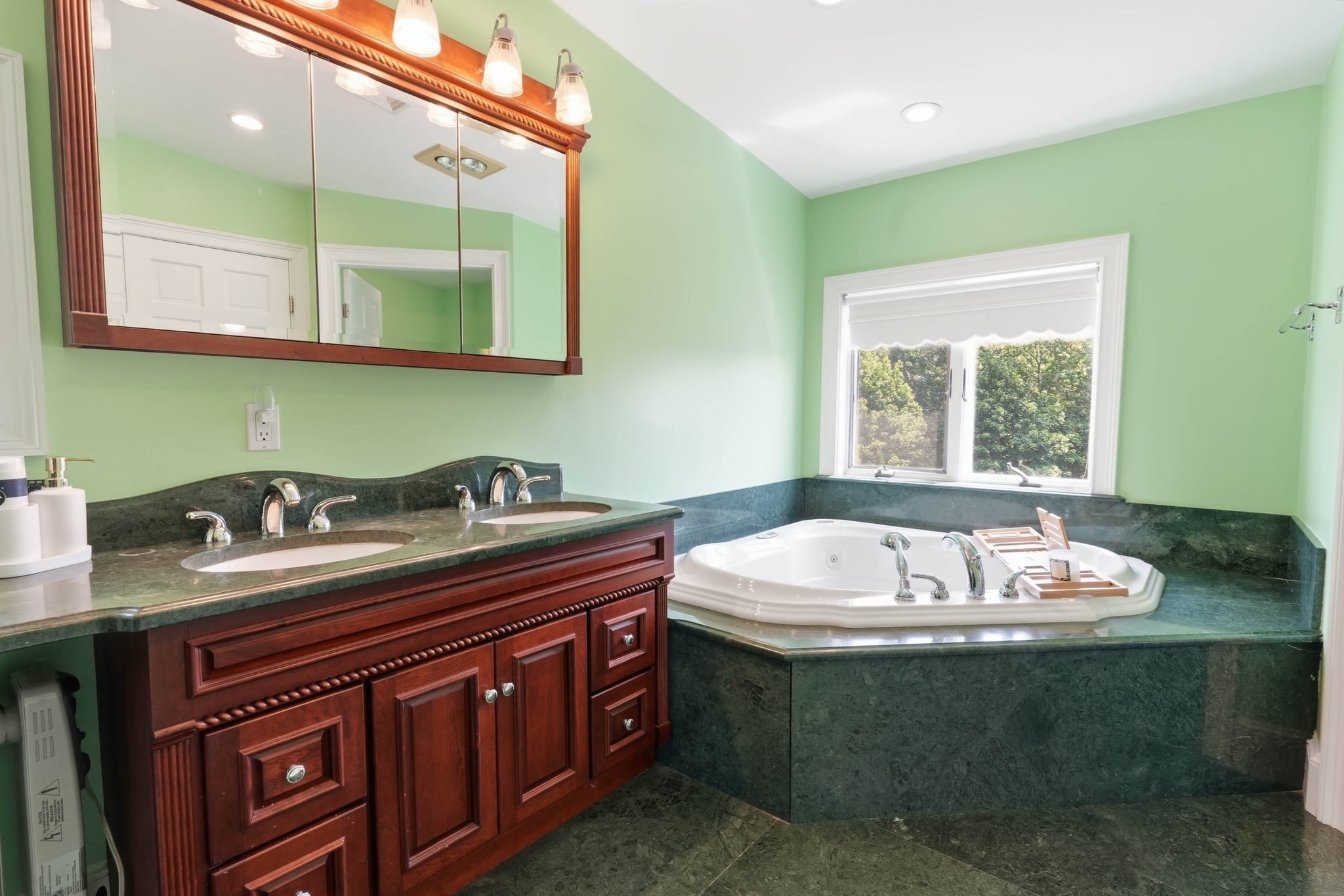 90 Mountwood Rd, Swampscott, MA, 90 Mountwood Rd, Swampscott, MA Photo #33
