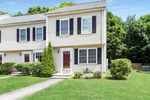 Photo of 292 Chestnut Street #4, North Attleboro, MA 02760 (MLS # 73583926)