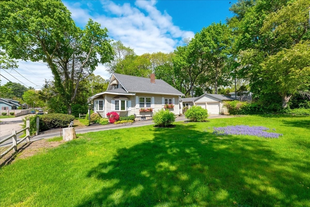 44 Maplewood Avenue