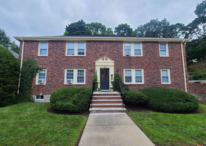 Photo 1 of 11 — 169 Everett St 4, Quincy, MA 02170