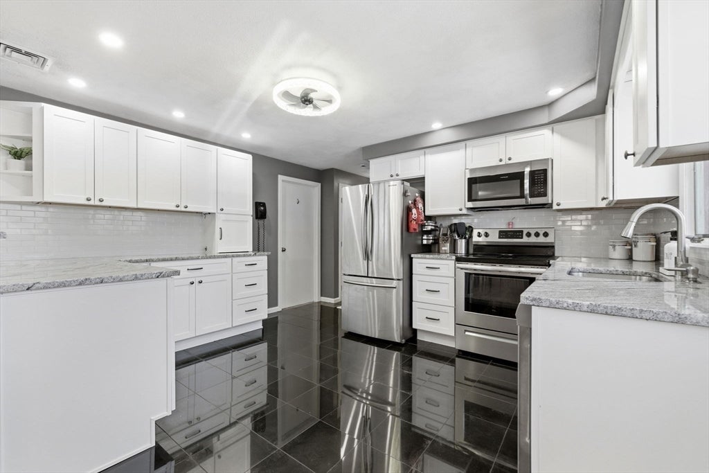 12 Bisbee Road