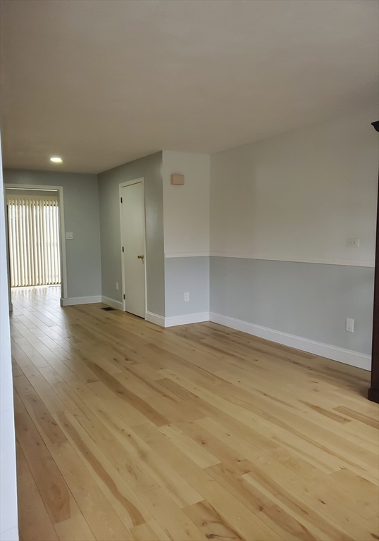 2 Sterling Ln 2