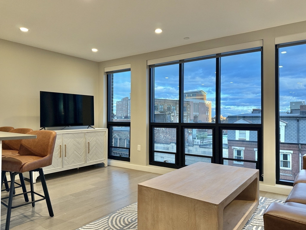 244 Hanover 610
