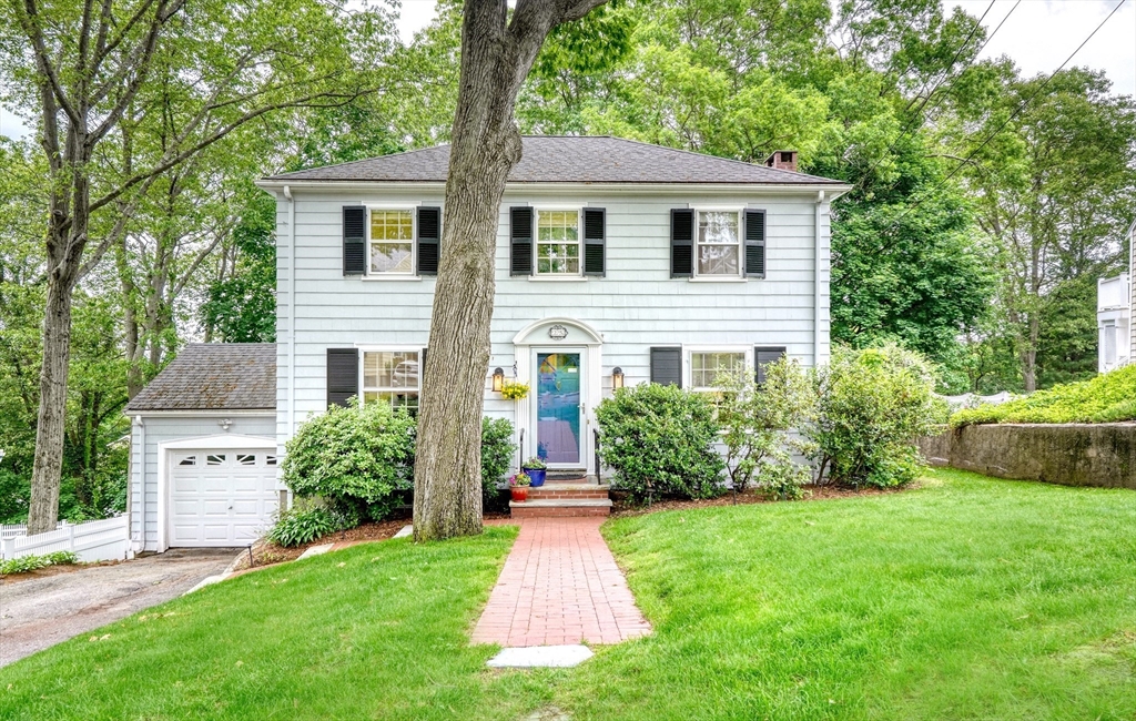 25 Grandview Ave