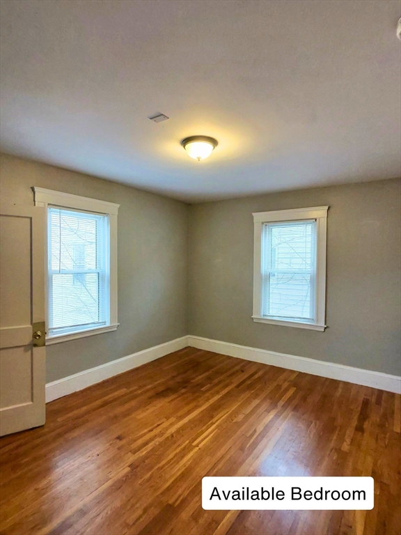 Somerville, Massachusetts 02143, United States, 1 Bedroom Bedrooms, ,2 BathroomsBathrooms,Residential,Active,256903