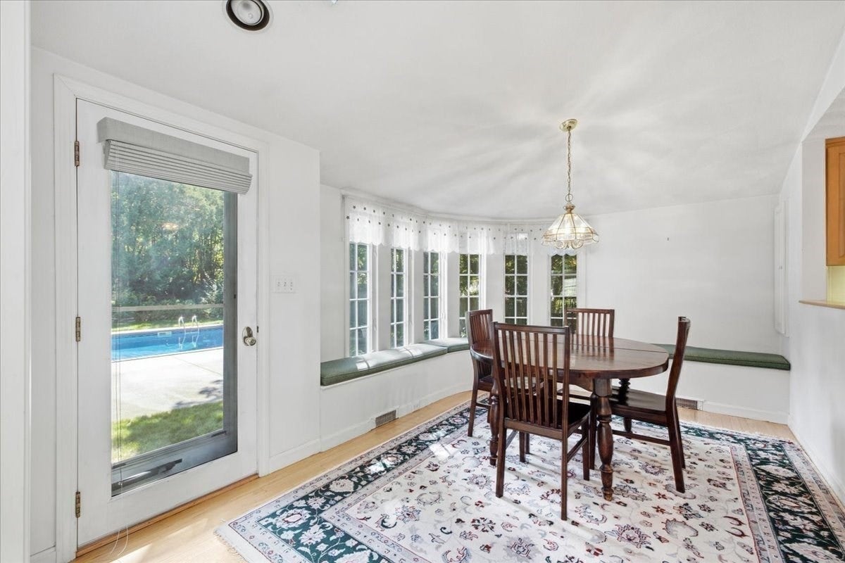 138 Forbes Rd, Westwood, MA, 138 Forbes Rd, Westwood, MA Photo #17