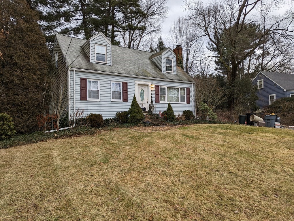 66 Oak St