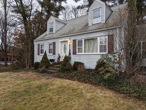66 Oak St Walpole MA 02081