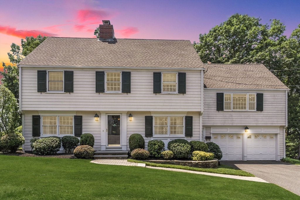 70 Orchard Ln
