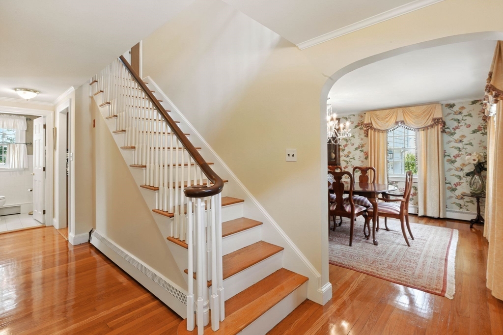 70 Orchard Ln