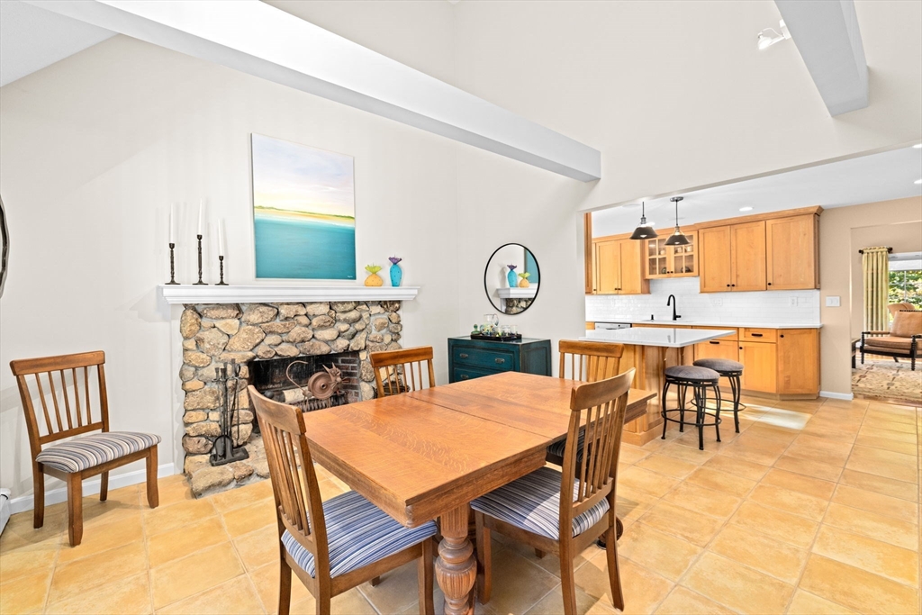 16 Three Ring Rd