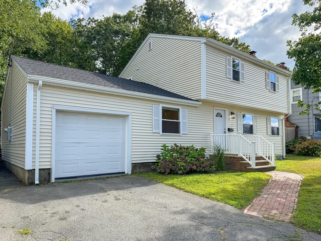 282 Pleasant St