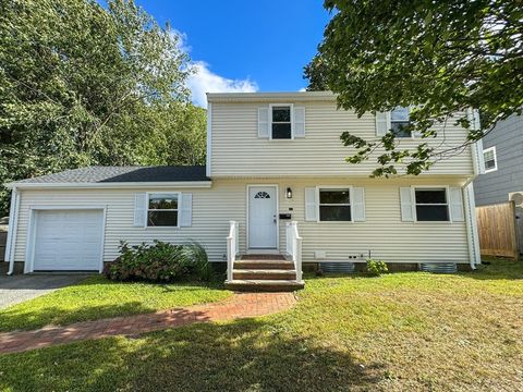 282 Pleasant St Marblehead MA 01945