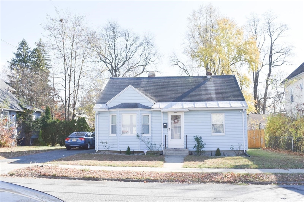 33 Farnsworth St