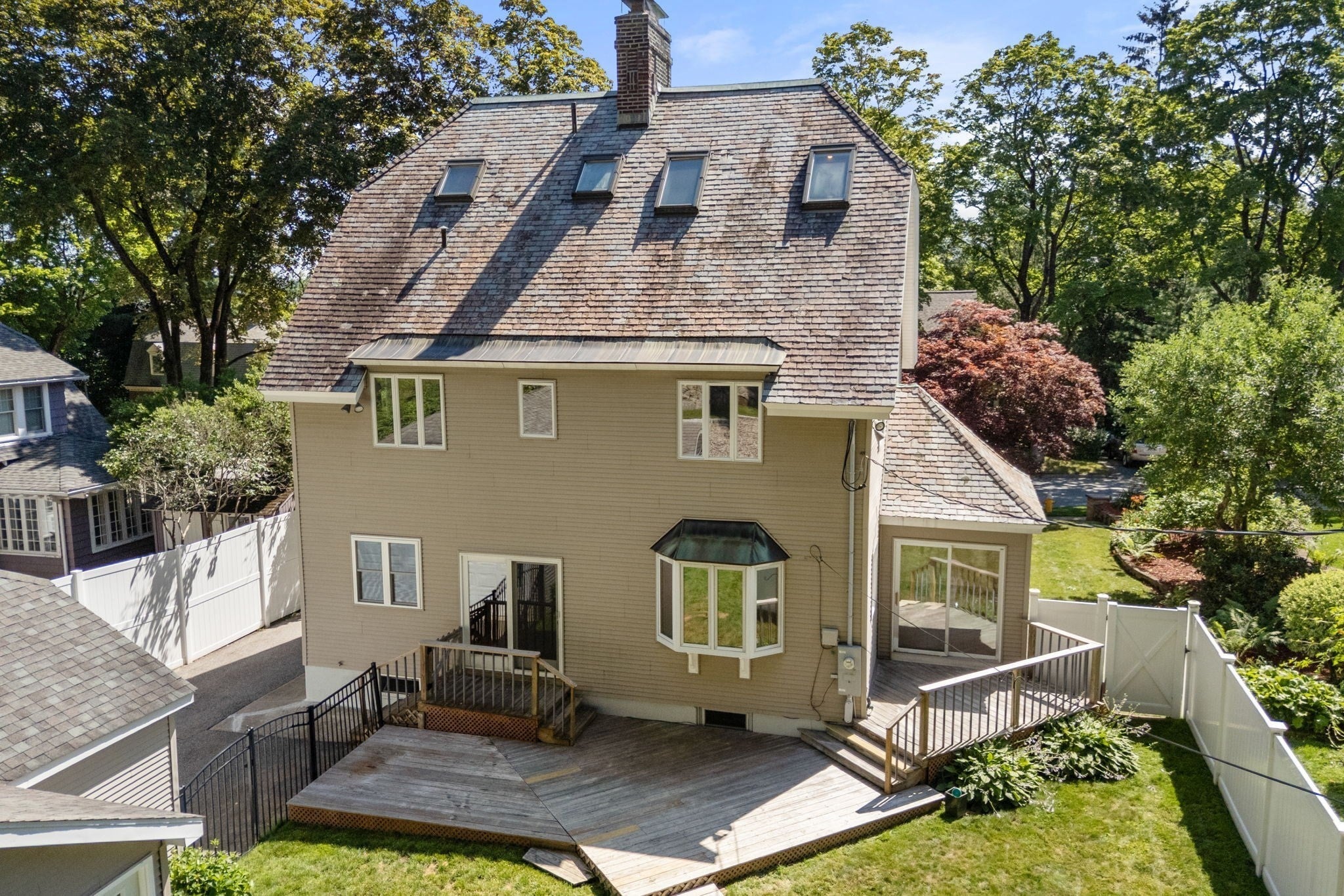 43 Laconia Rd, Worcester, MA, 43 Laconia Rd, Worcester, MA Photo #28