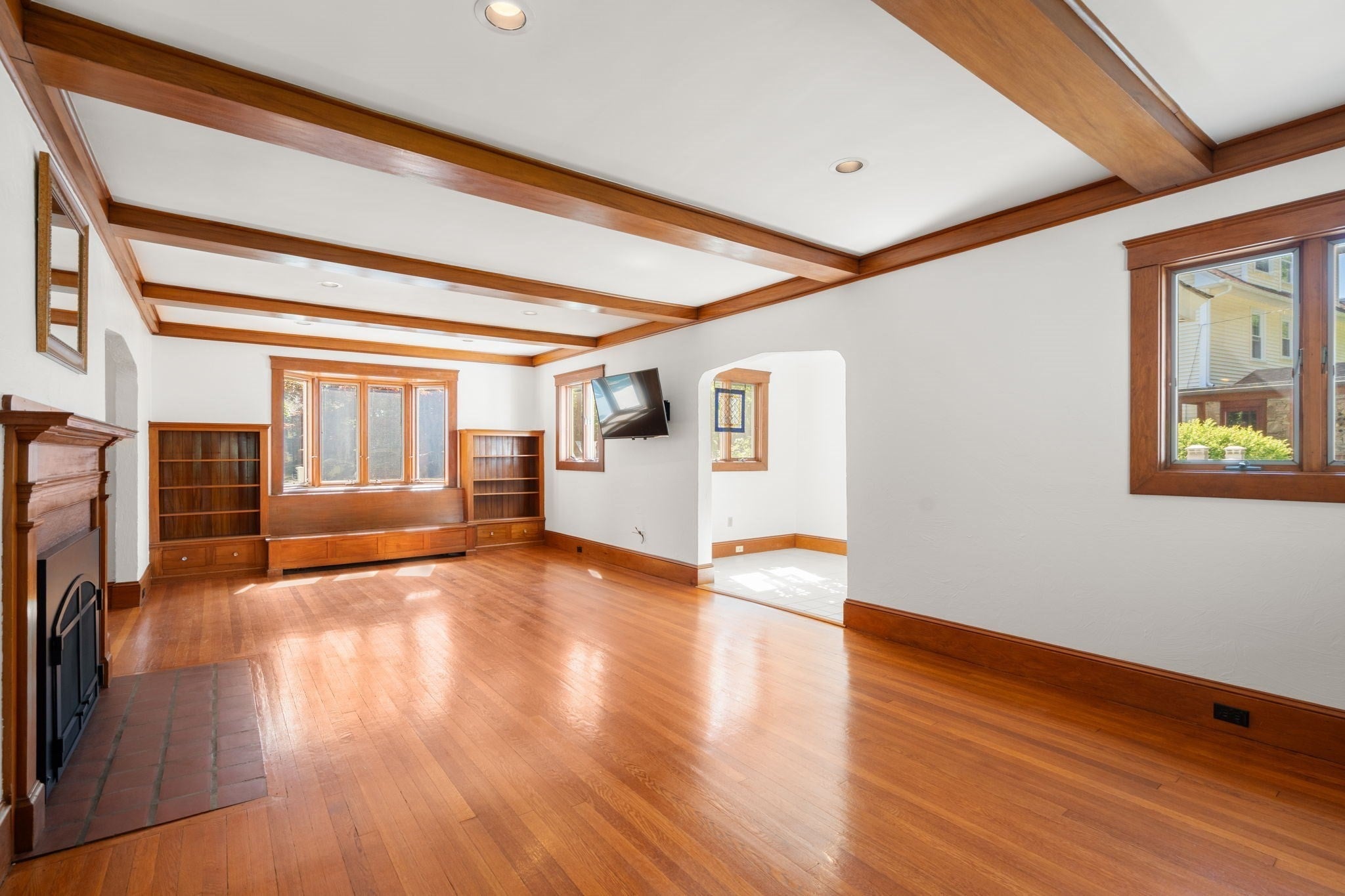 43 Laconia Rd, Worcester, MA, 43 Laconia Rd, Worcester, MA Photo #7