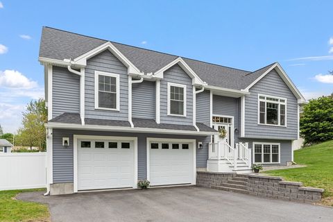 25 Baremeadow St Methuen MA 01844