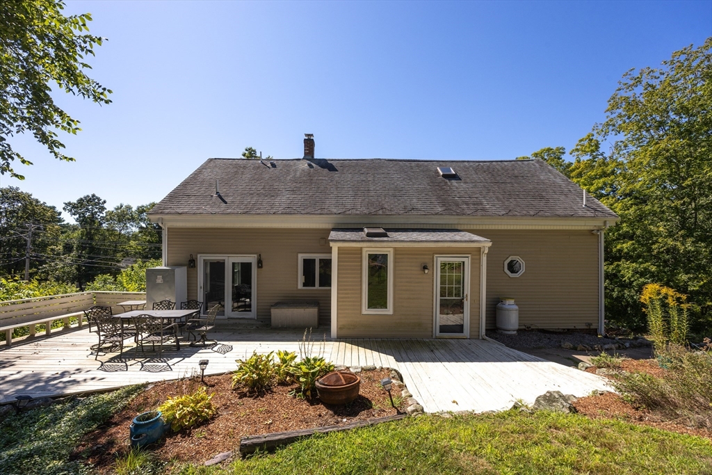 12 Community Way