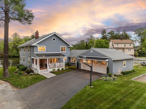1 Colonial Road Lynnfield MA 01940