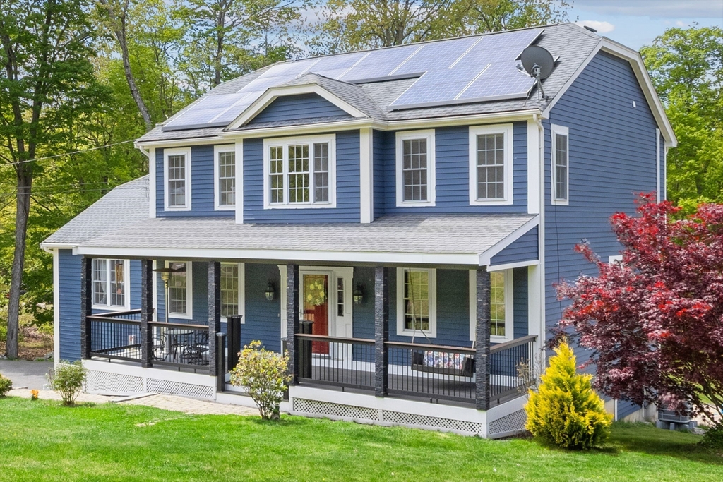 18 Field Pond Road