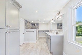 13 Hammond Street, Mattapoisett, MA Photo #8
