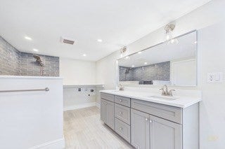 13 Hammond Street, Mattapoisett, MA Photo #9