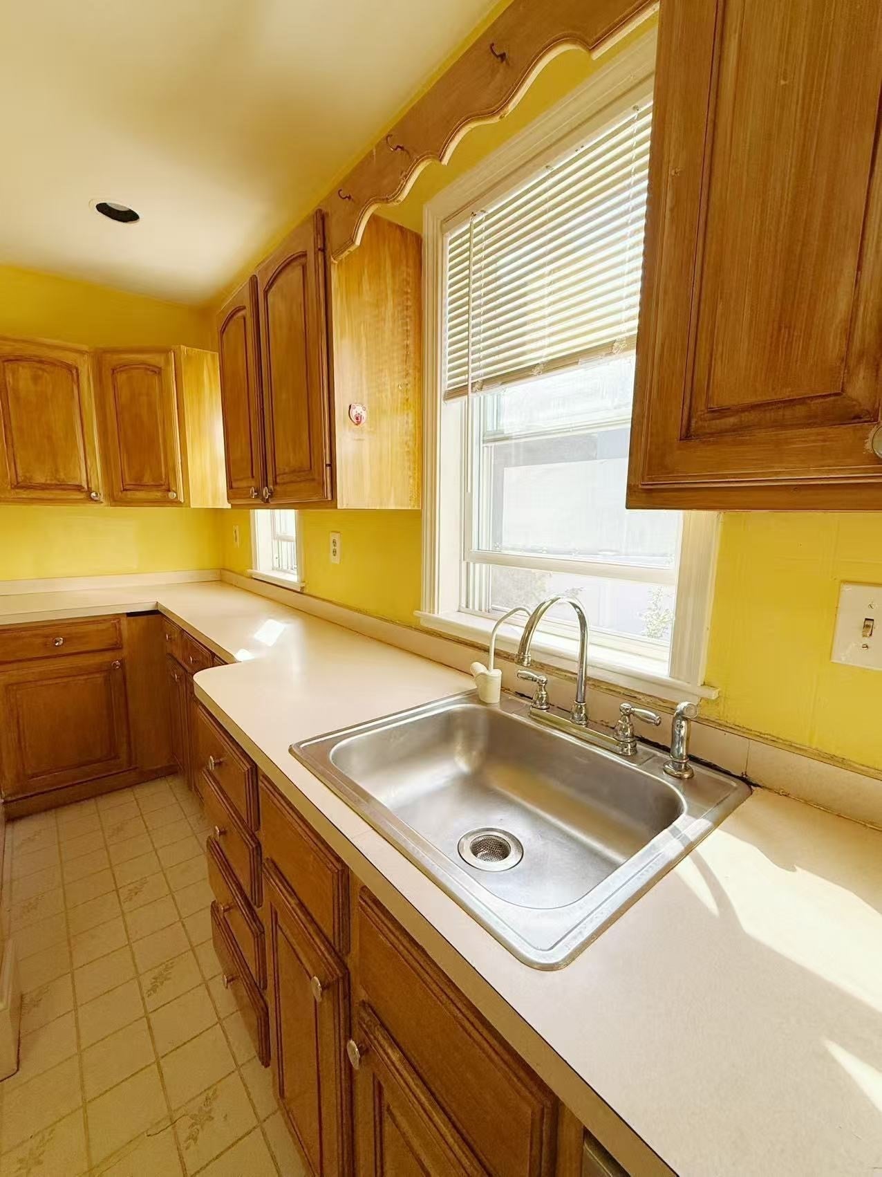44 Jeanette Ave #1, Belmont, MA, 44 Jeanette Ave #1, Belmont, MA Photo #2