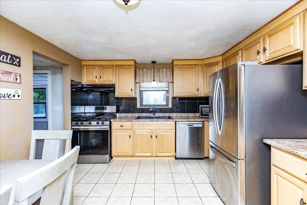 8 Judith Road, Peabody, MA, 8 Judith Road, Peabody, MA Photo #9