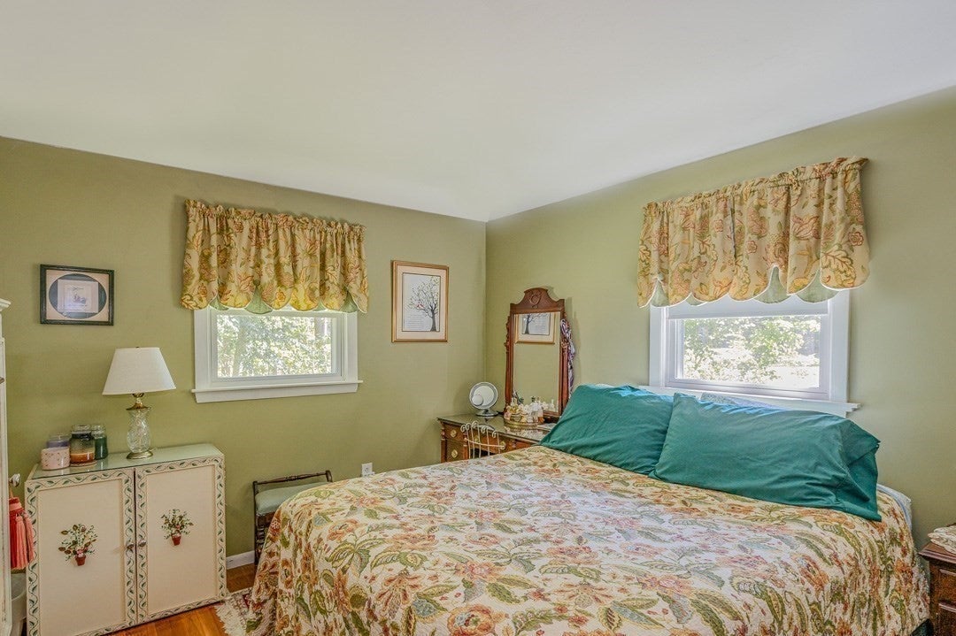 558 Spring St, Hanson, MA, 558 Spring St, Hanson, MA Photo #15