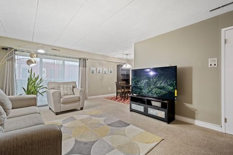 10 Foster St 203 Wakefield MA 01880